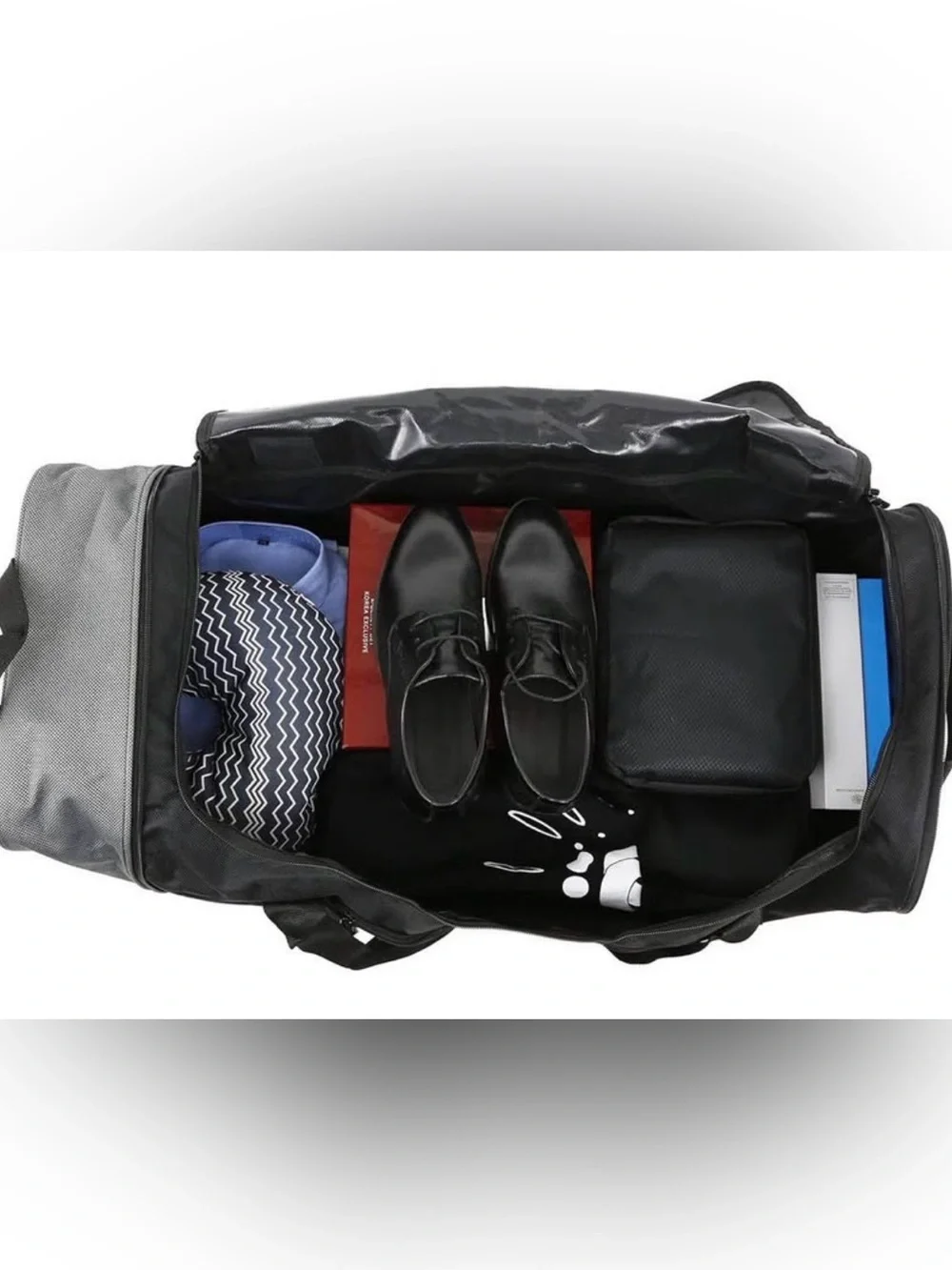 32 inch duffel bag expandable with two wheels and foldable to small size